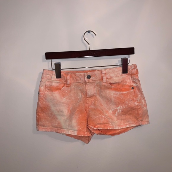 Arizona Jeans Co Orange & White Jean Shorts - Picture 2 of 8